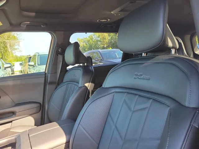 New 2027 Terrain Brown Kia X-Line EX image 17