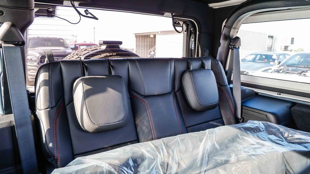 New 2026 Anvil Clear Coat Jeep Rubicon X image 20