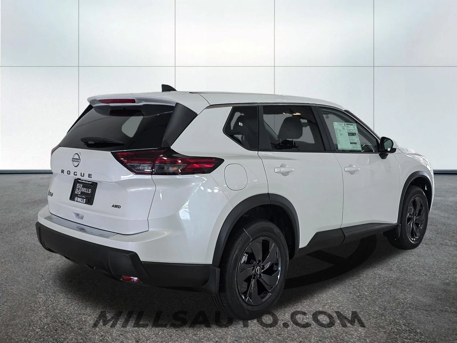 New 2026 Everest White Pearl TriCoat Nissan SV image 8