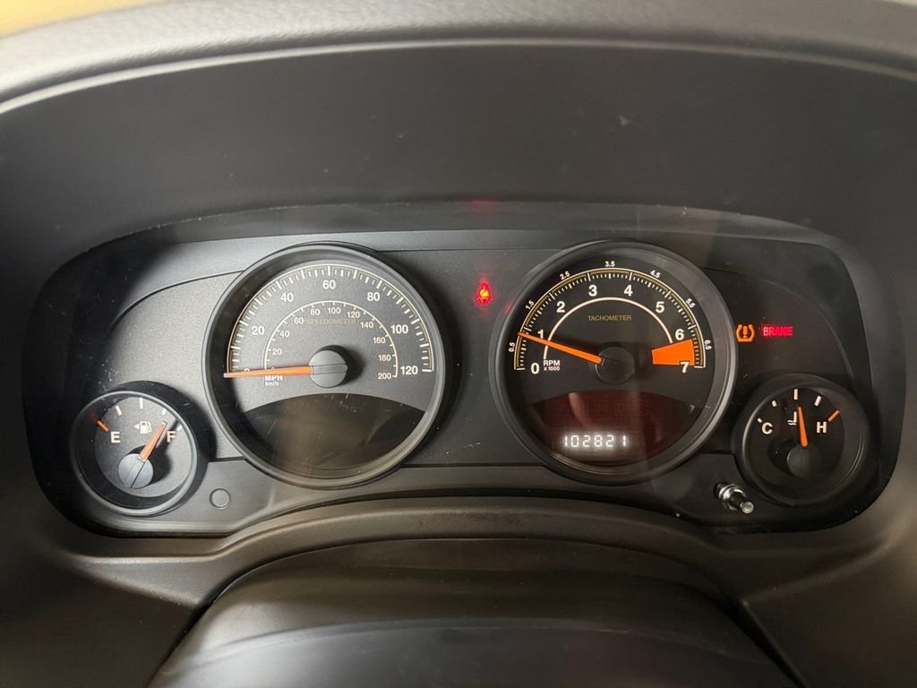Used 2016 Blue Jeep Sport image 18