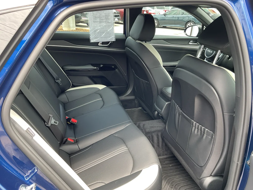 Used 2026 Yacht Blue Kia GT-Line image 13