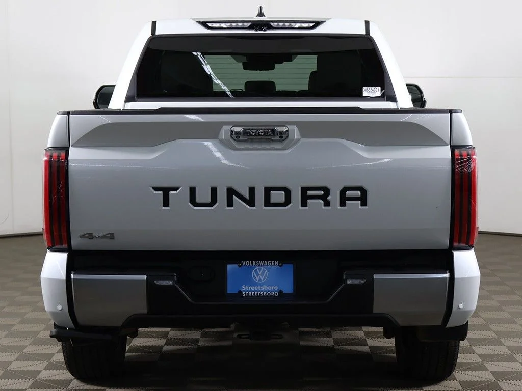 Used 2025 Pearl Toyota Limited image 13