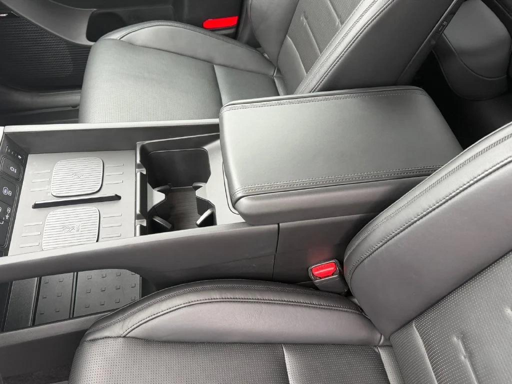 Used 2024 Gray Hyundai Calligraphy image 12