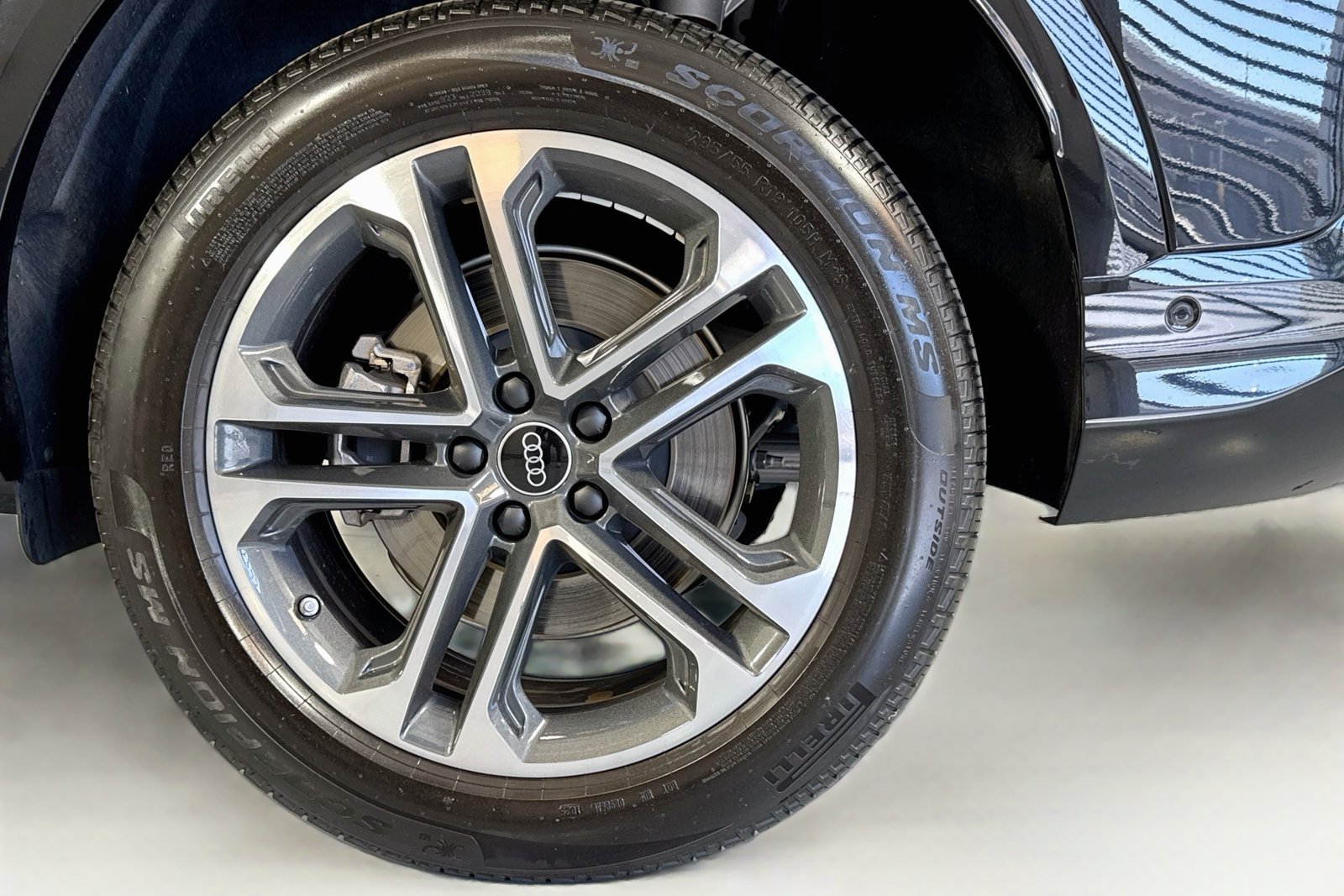 Used 2025 Mythos Black Metallic Audi Premium image 28