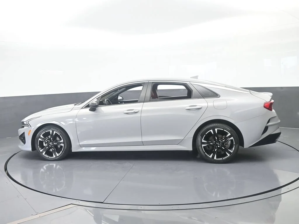 Used 2023 Wolf Gray Kia GT-Line image 2