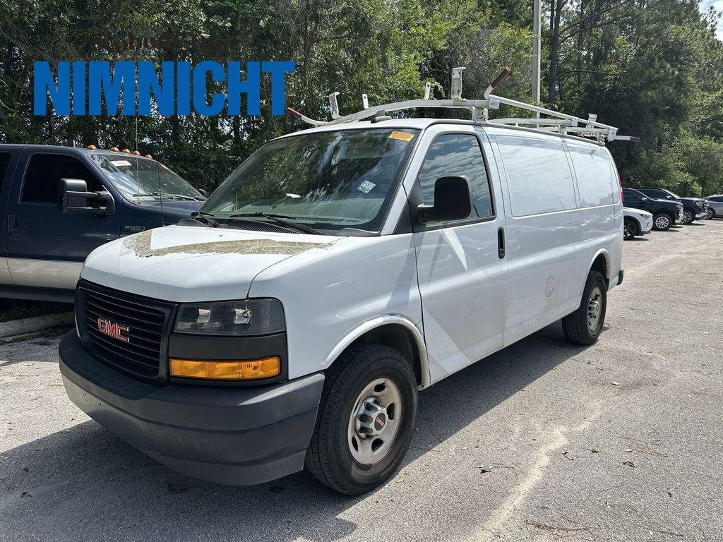2021 GMC Savana 2500's photo