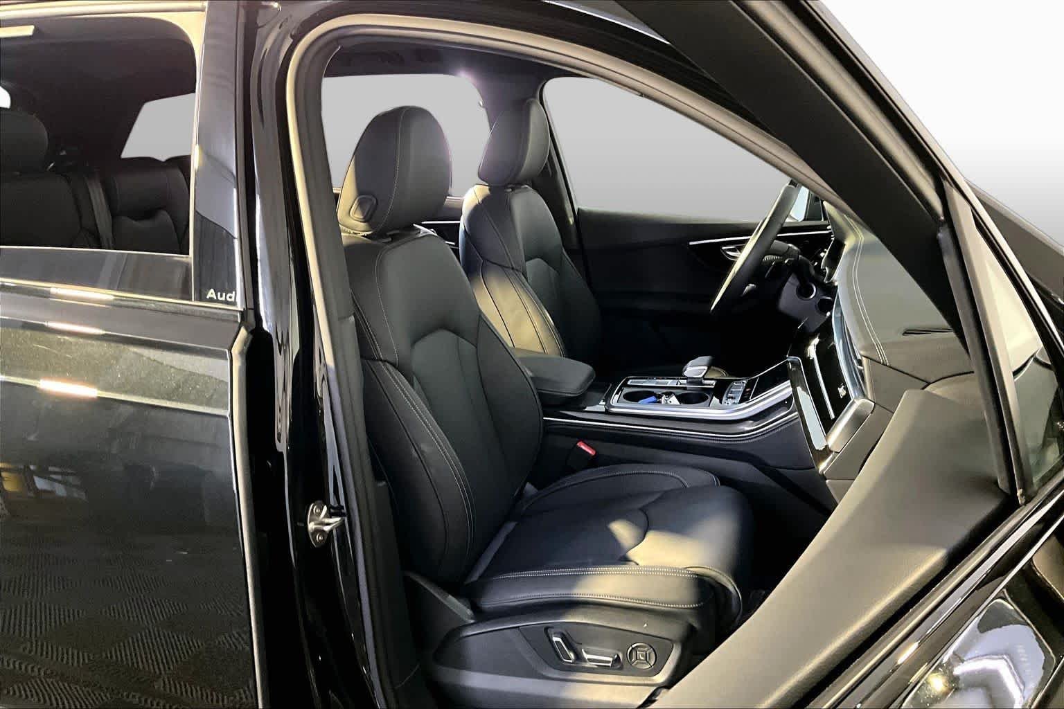 Used 2025 Mythos Black Metallic Audi Prestige image 8