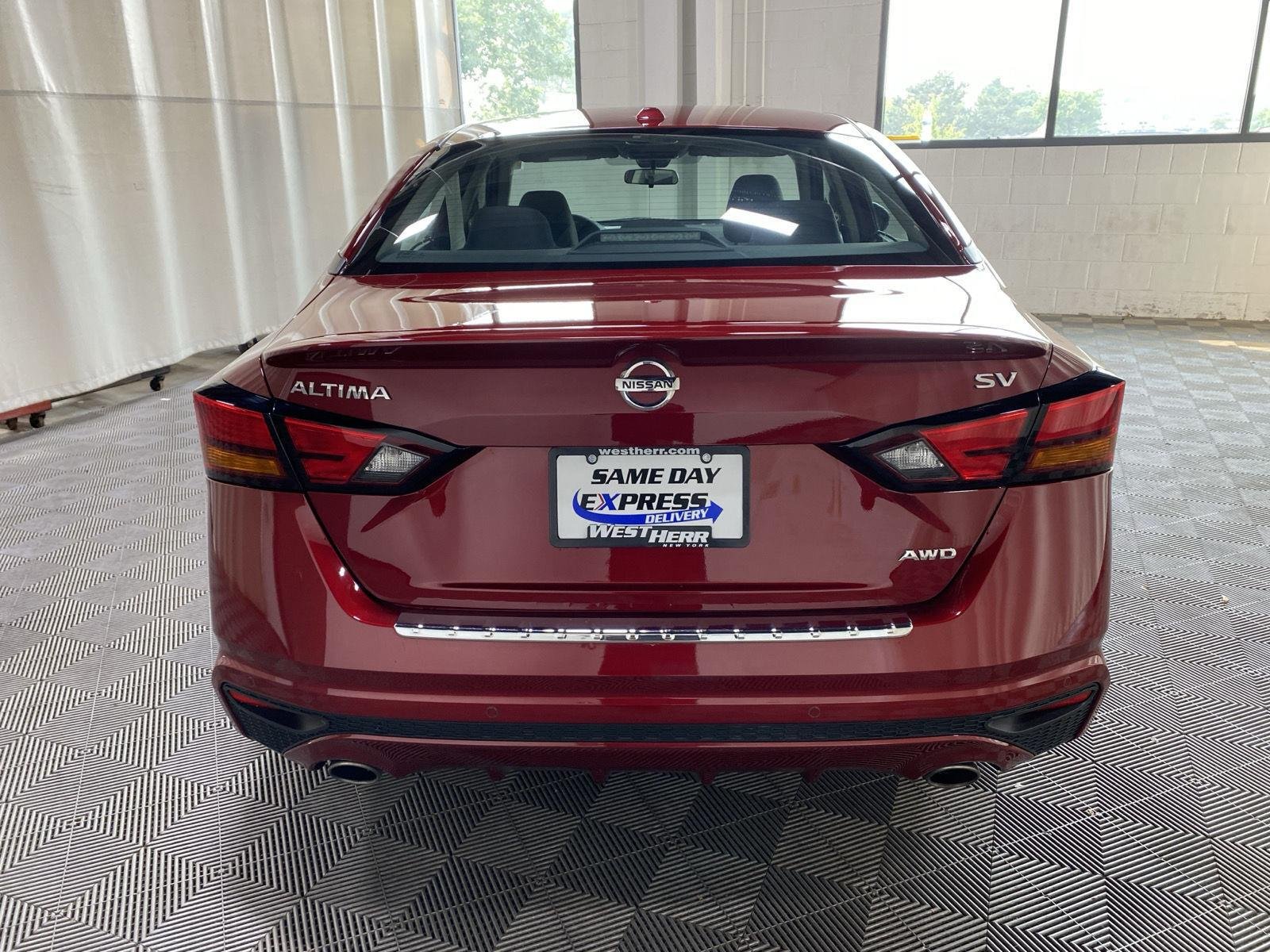Used 2022 Scarlet Ember Tintcoat Nissan 2.5 SV image 6