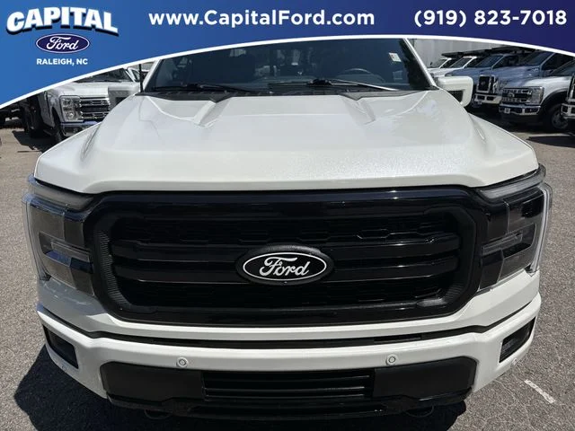 Used 2025 White Ford Lariat image 10