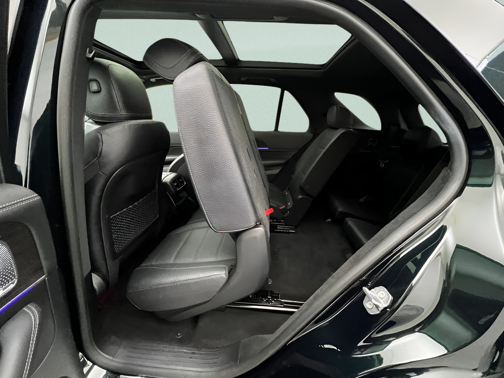 Used 2021 Emerald Green Metallic Mercedes-Benz GLE 450 image 30