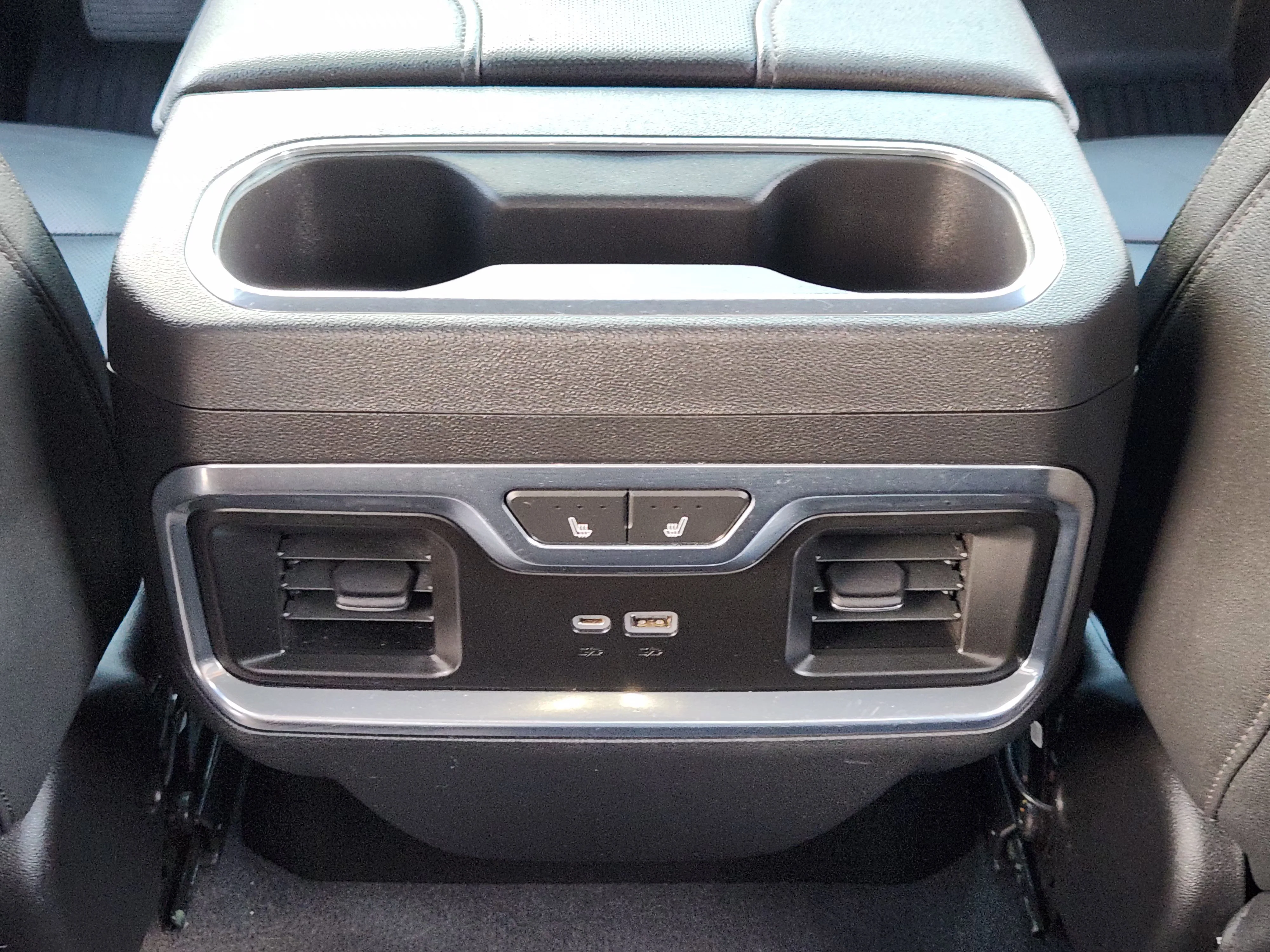 Used 2023 Summit White Chevrolet LTZ image 31