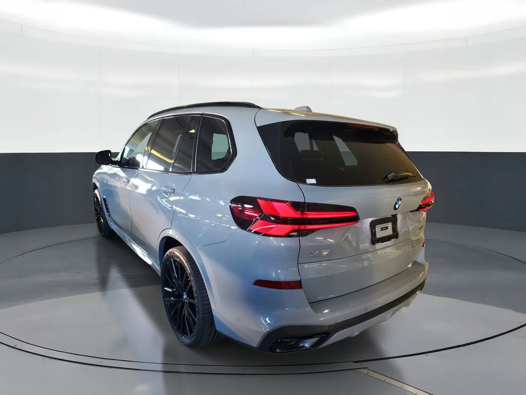 Used 2026 Brooklyn Grey Metallic BMW sDrive40i image 4