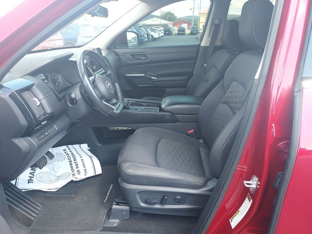 Used 2023 Red Nissan SV image 13