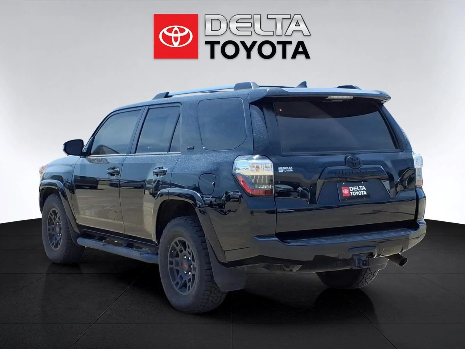 Used 2022 Midnight Black Metallic TOYOTA SUV image 3