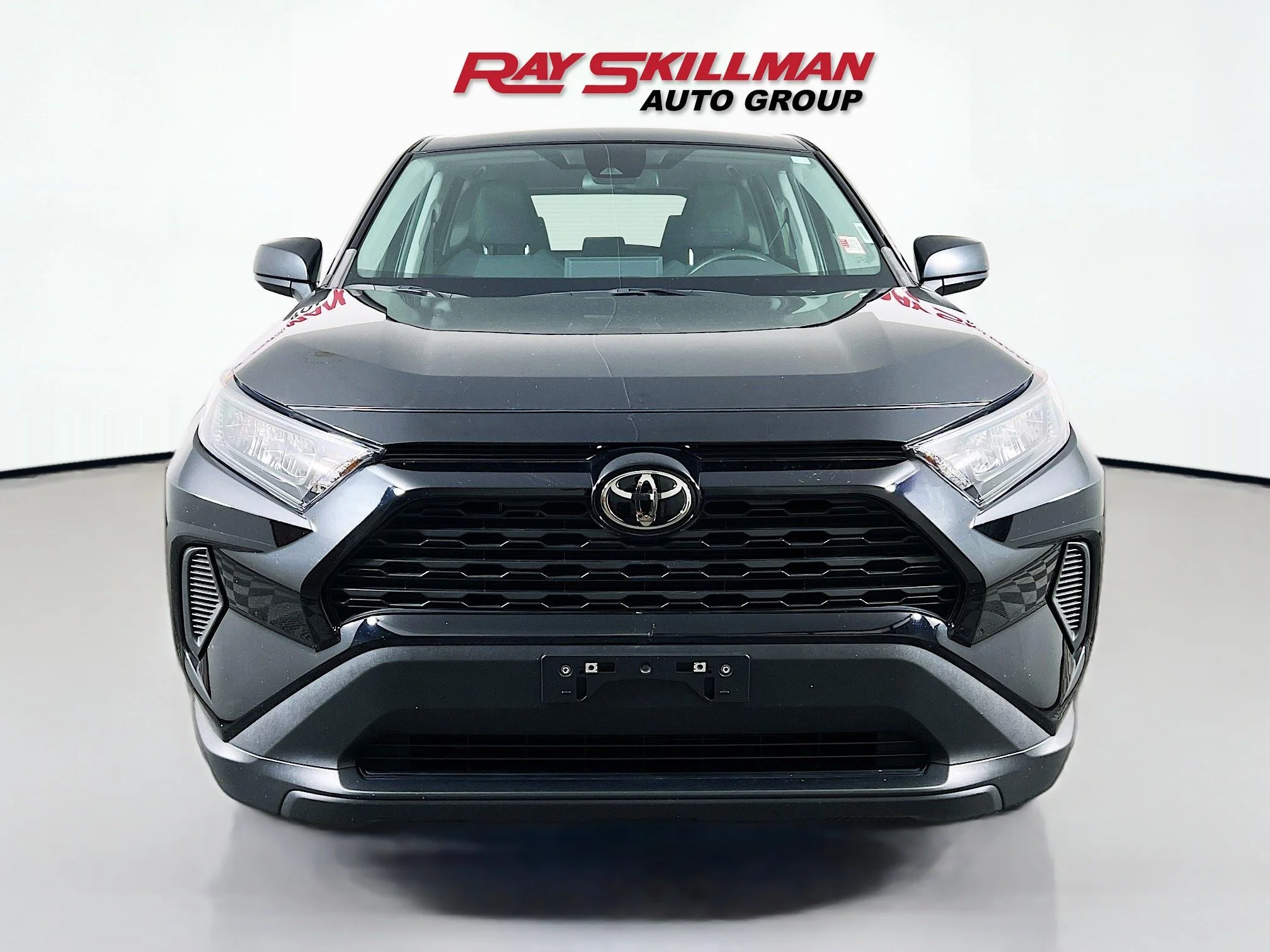 Used 2022 Black Toyota LE image 2