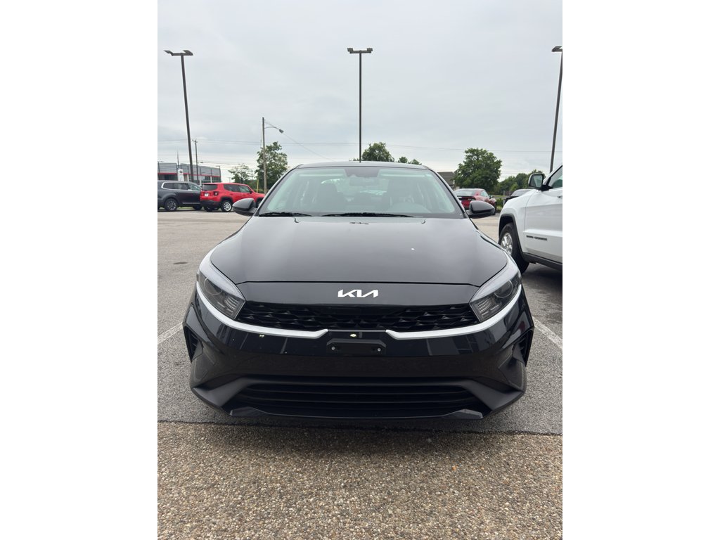 Used 2023 Aurora Black Kia LXS image 1