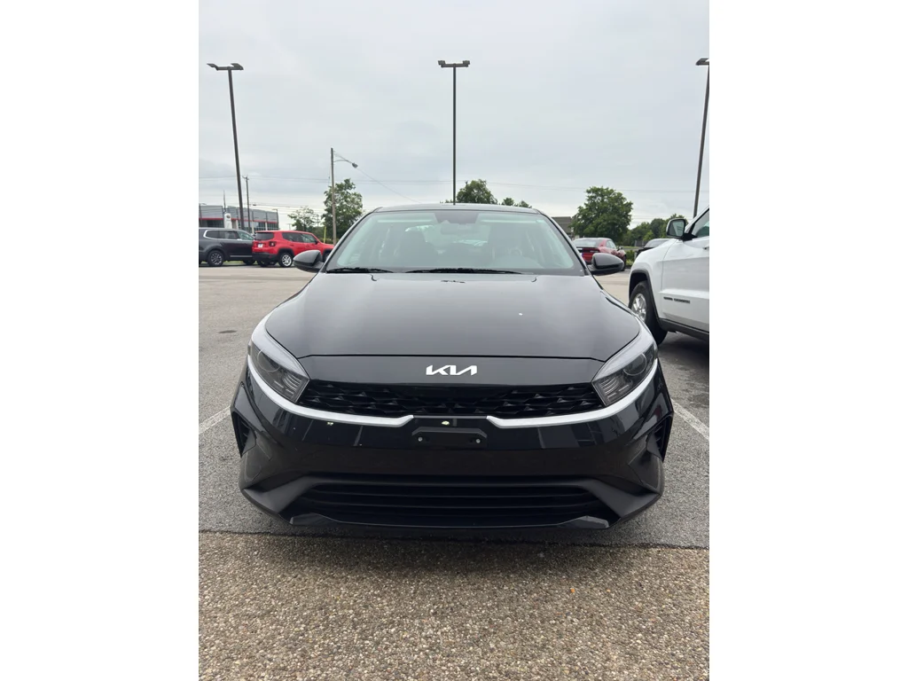 Used 2023 Aurora Black Kia LXS image 1