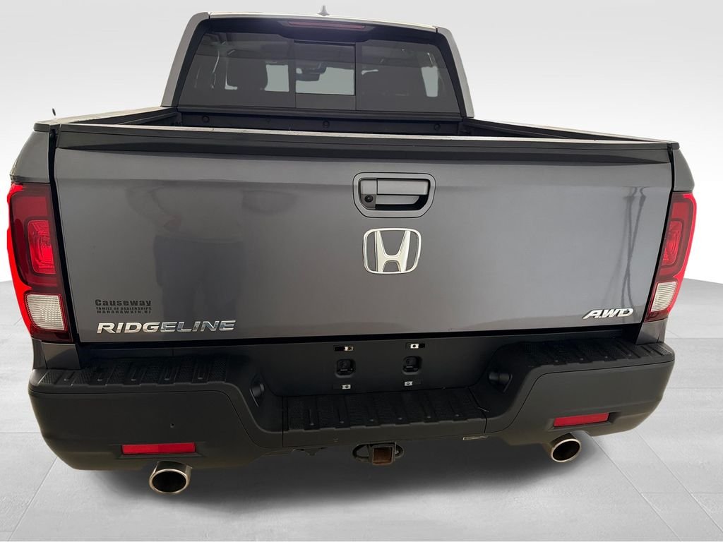 Used 2023 Modern Steel Metallic Honda RTL image 6
