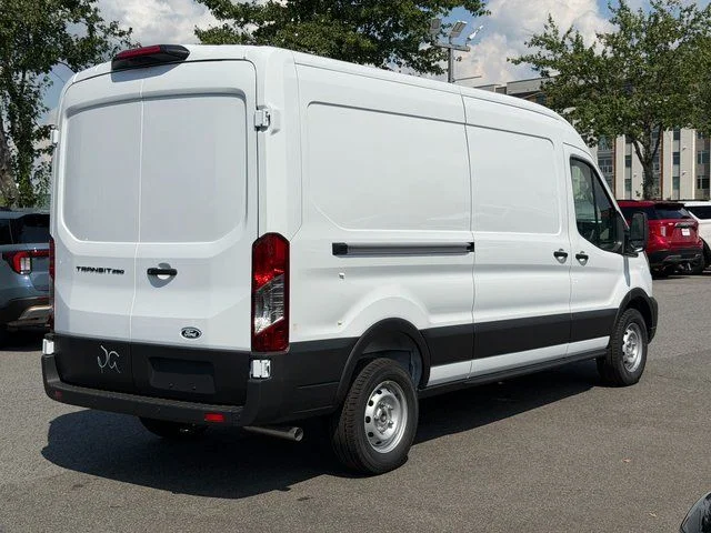 New 2026 Oxford White Ford Base image 7