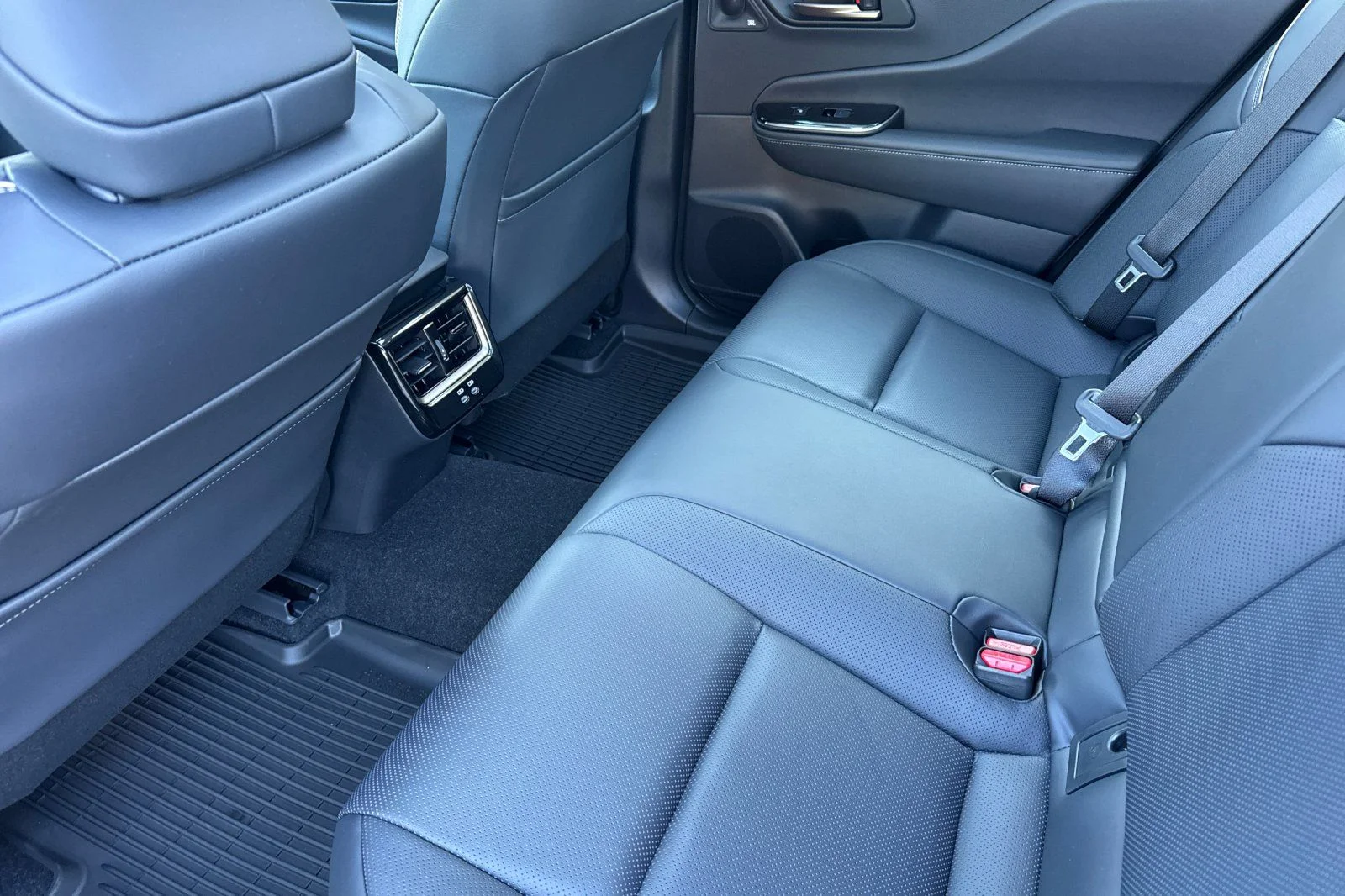 New 2026 Black Toyota Platinum image 7