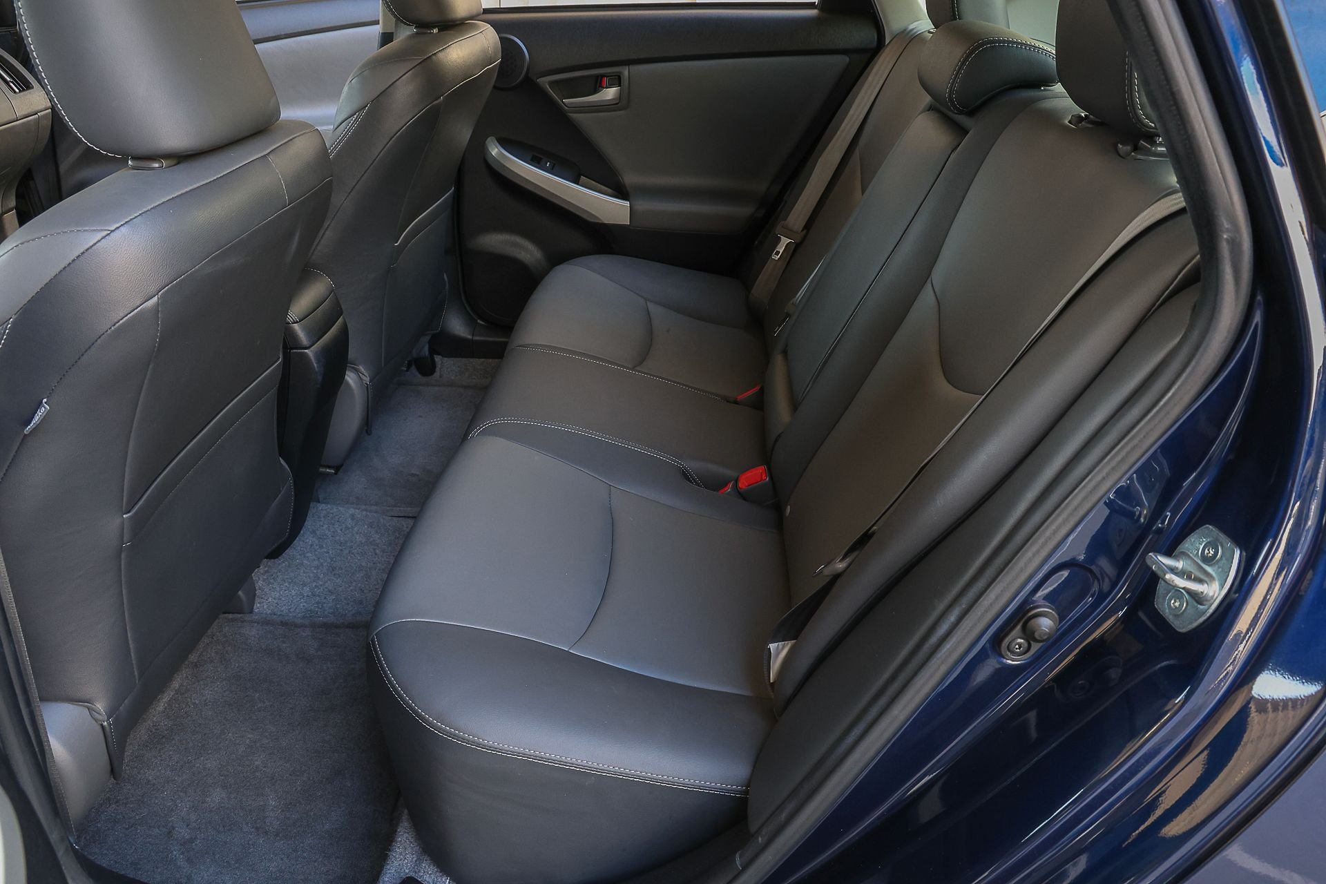 Used 2015 Blue Toyota Four image 27