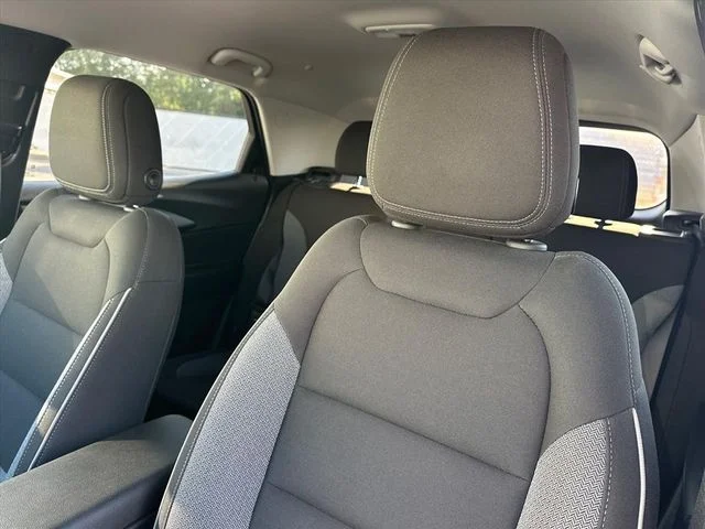 Used 2025 Gray Chevrolet LT image 19