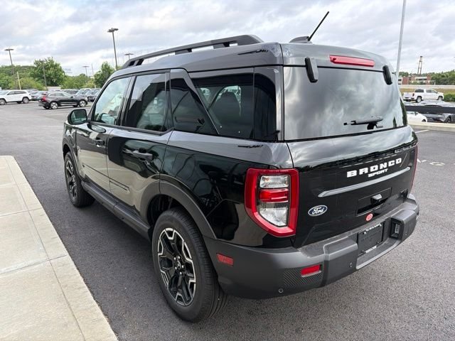 New 2026 Shadow Black Ford Outer Banks® image 5