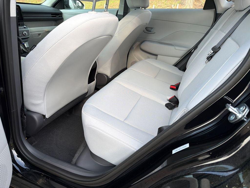 New 2026 Black Hyundai SE FWD image 20