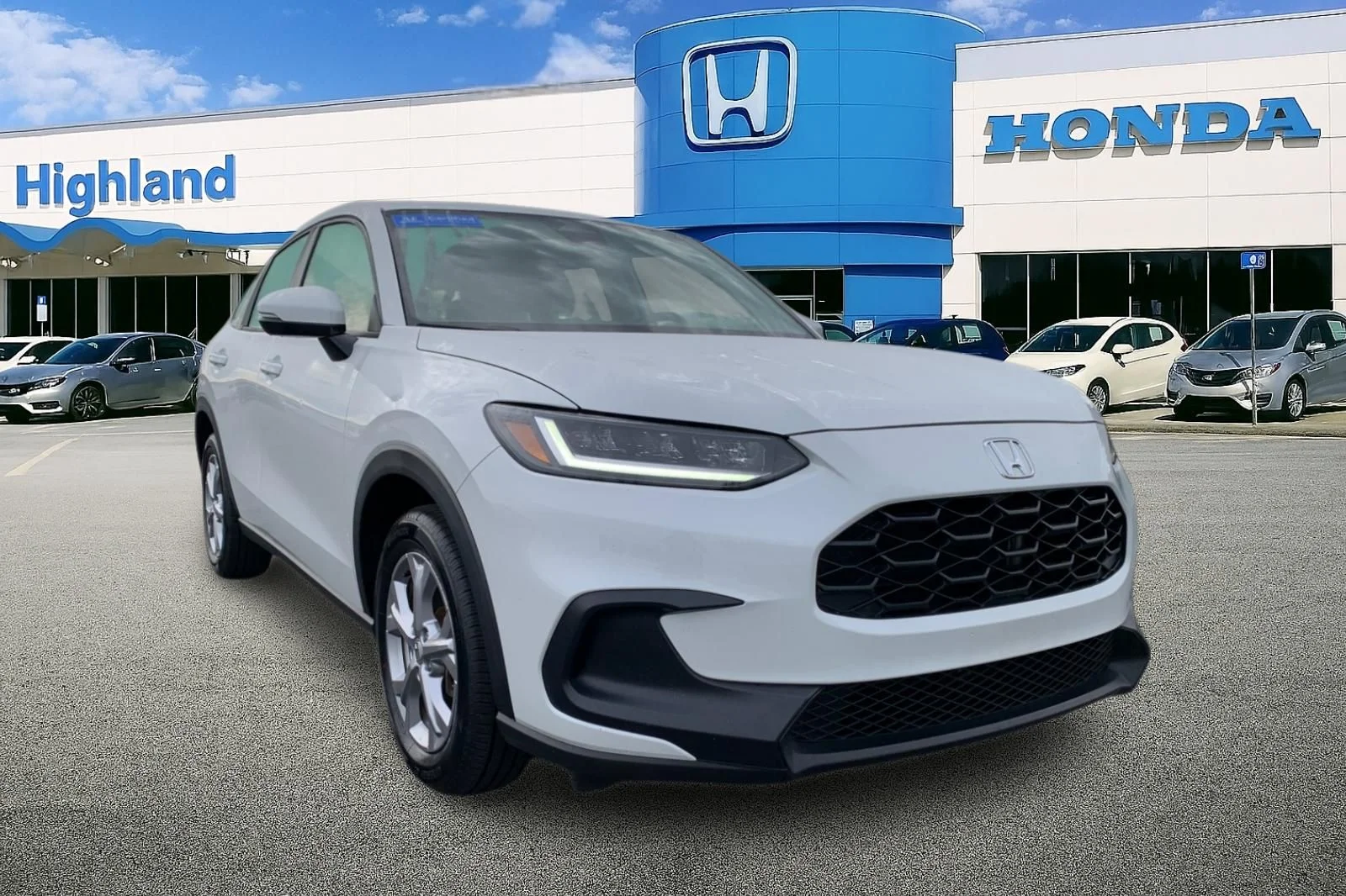 Certified Used 2024 White Honda LX image 7