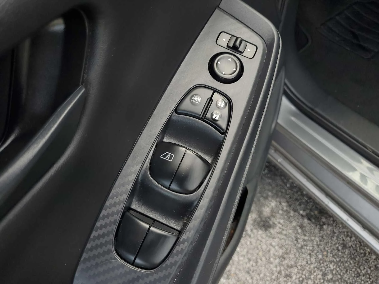 Used 2024 Gun Metallic Nissan S image 17