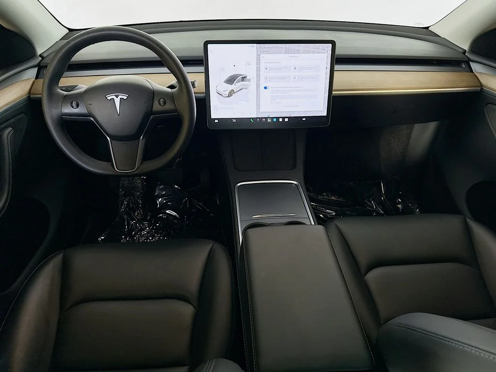 Used 2024 White Tesla Long Range image 22