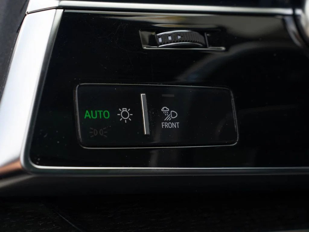 Used 2021 Gray Audi 55 Prestige image 31