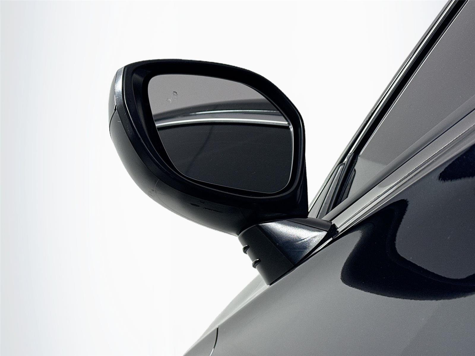 Used 2022 Crystal Black Pearl Honda EX image 5