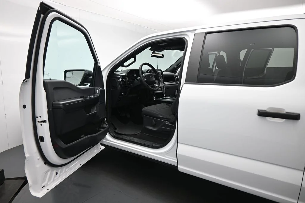 Certified Used 2023 White Ford XL image 9