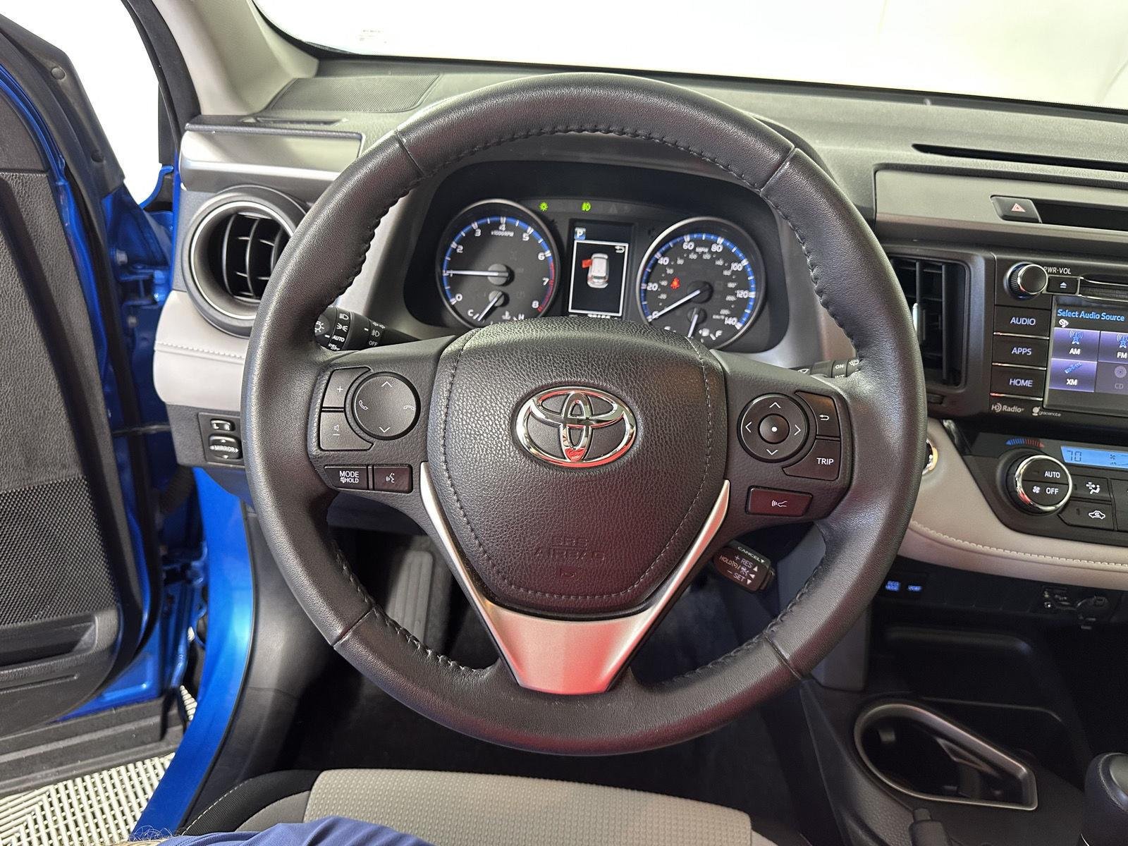 Used 2017 Electric Storm Blue Toyota XLE image 12