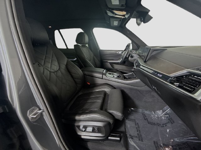 Used 2024 Skyscraper Grey Metallic BMW sDrive40i image 25