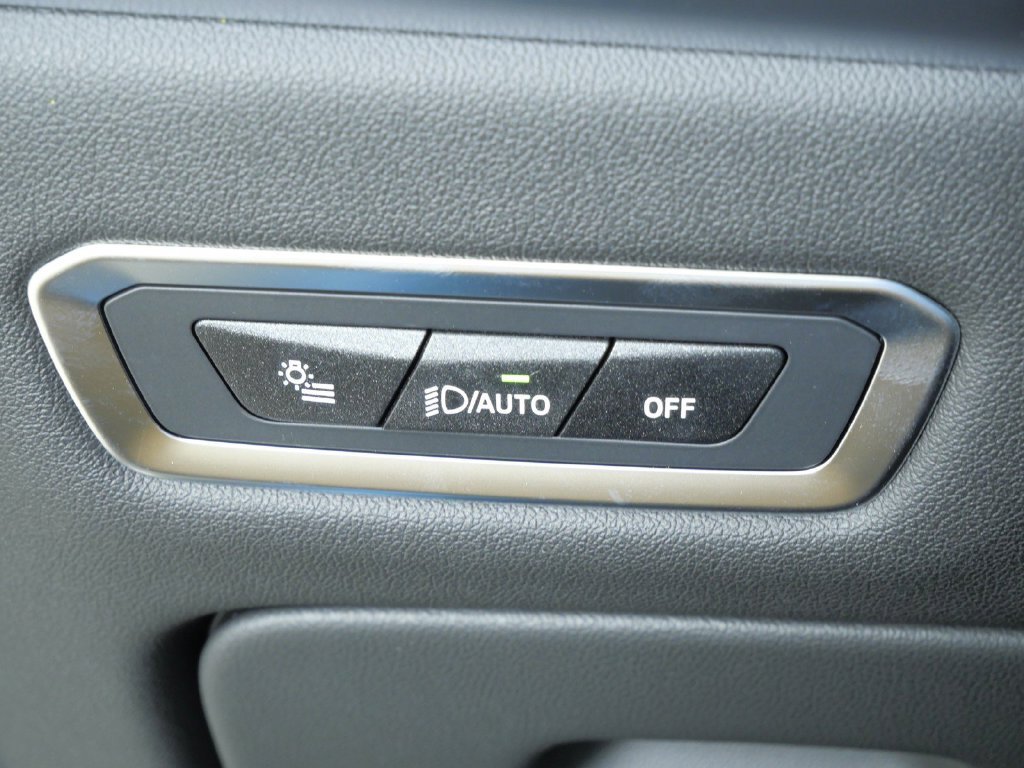New 2027 Dravit Grey Metallic BMW xDrive40i image 33