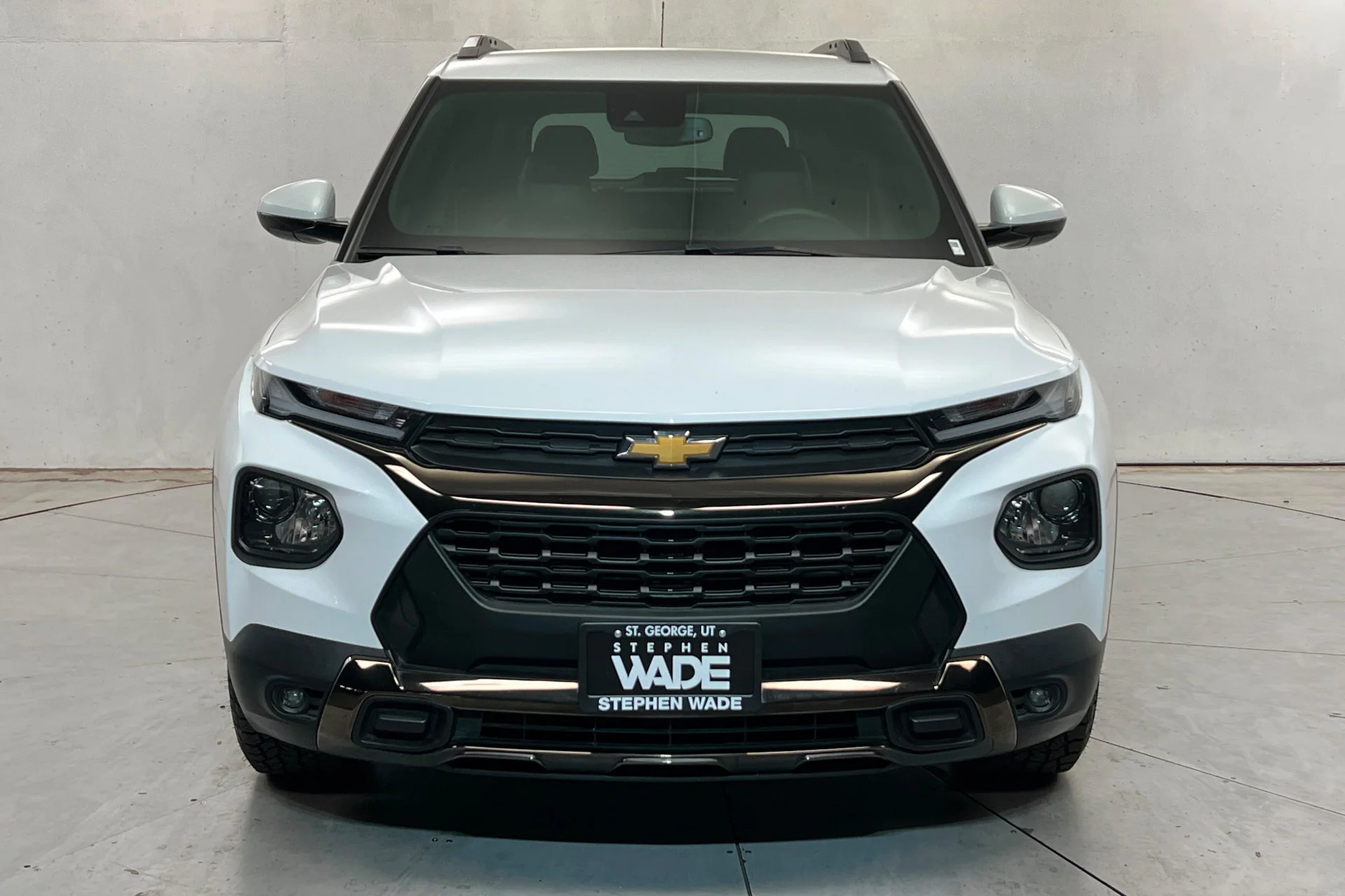 Used 2023 Summit White Chevrolet ACTIV image 8