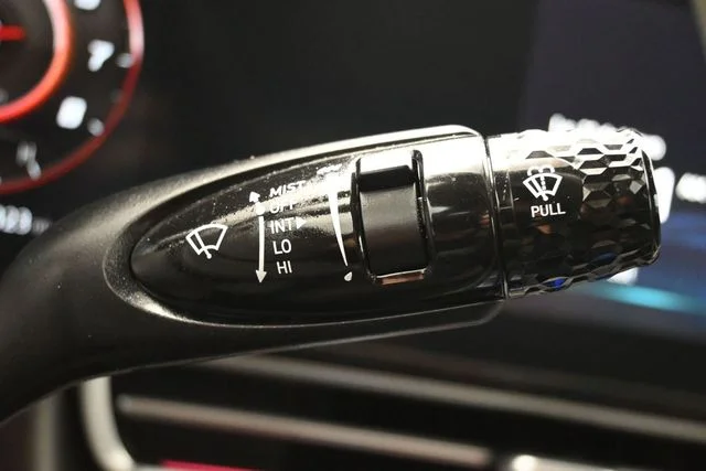 Used 2024 Blue Hyundai SEL image 22