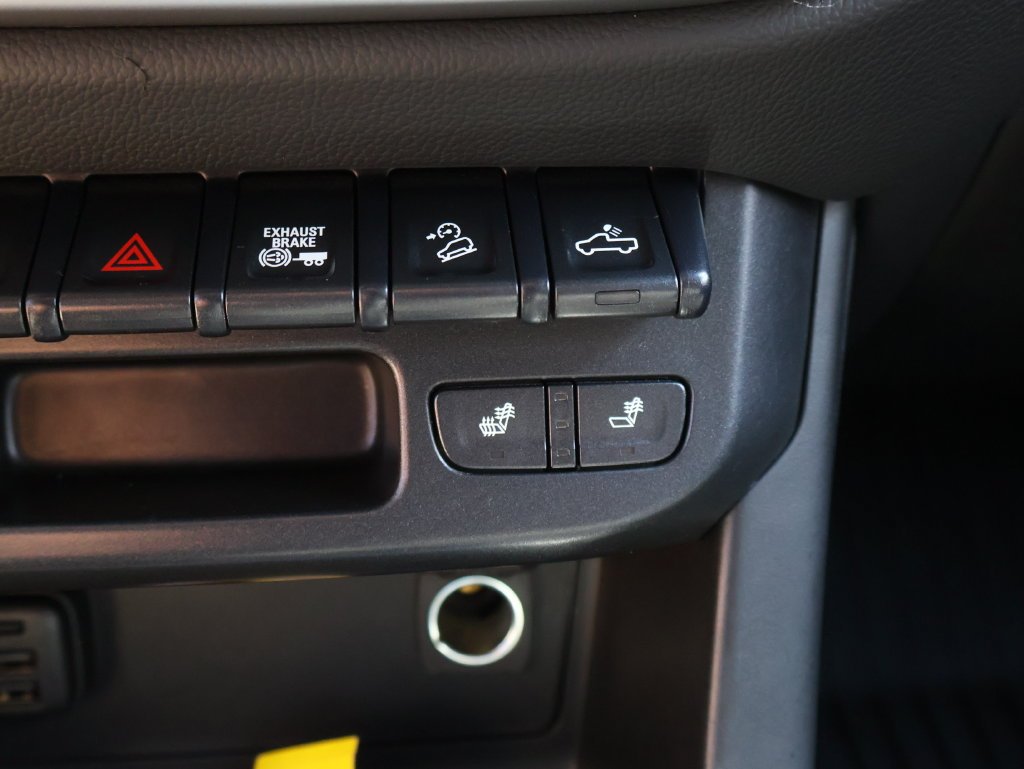 2020 Chevrolet Colorado ZR2 - Photo 31