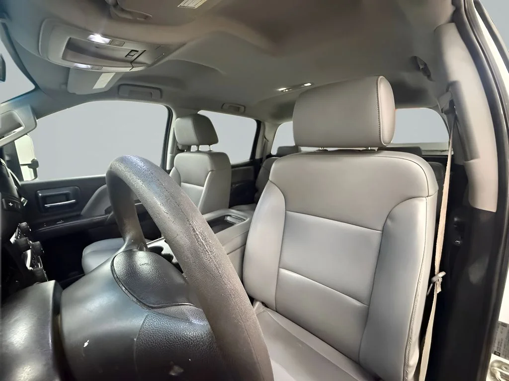 Used 2016 White Chevrolet Work Truck image 10
