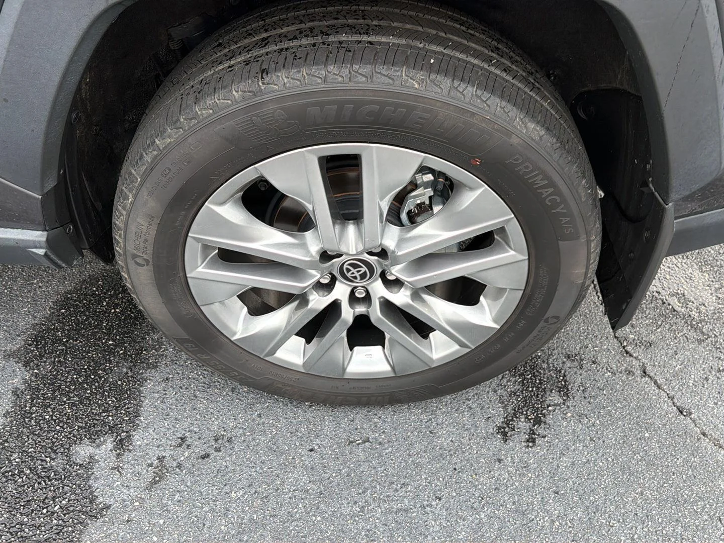 Certified Used 2024 Magnetic Gray Metallic Toyota XLE Premium image 39