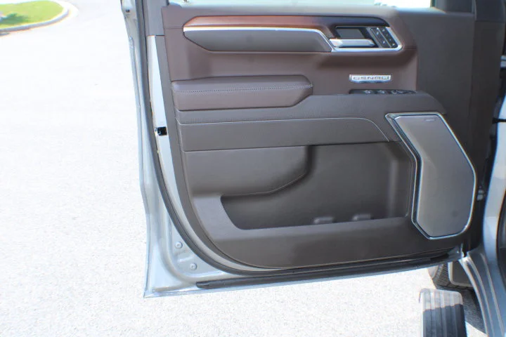 Certified Used 2025 Sterling Metallic GMC Denali image 6