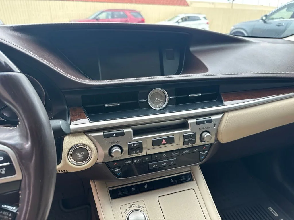 Used 2017 Beige Lexus 350 image 12