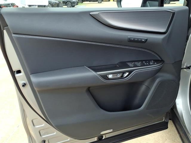 Certified Used 2023 SILVER Lexus F SPORT Handling image 19