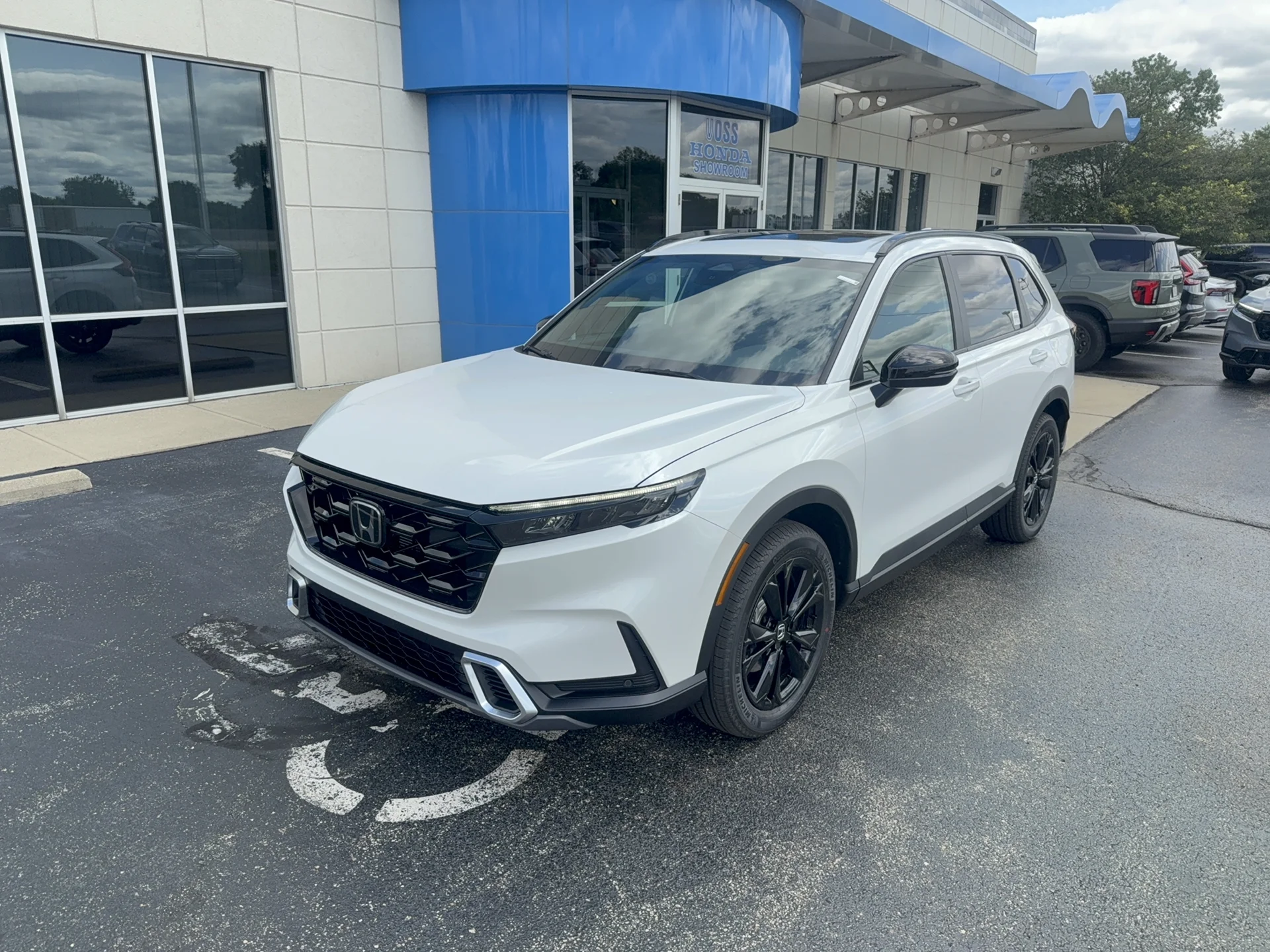 New 2026 Platinum White Pearl Honda Sport Touring image 1