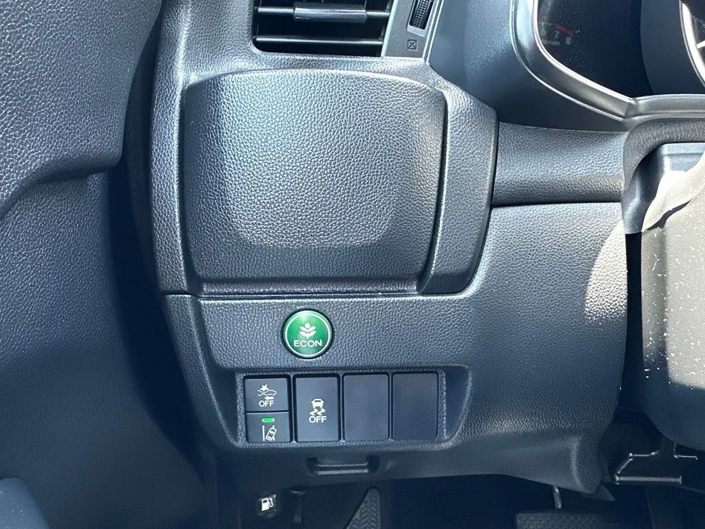 Used 2018 Silver Honda EX image 31