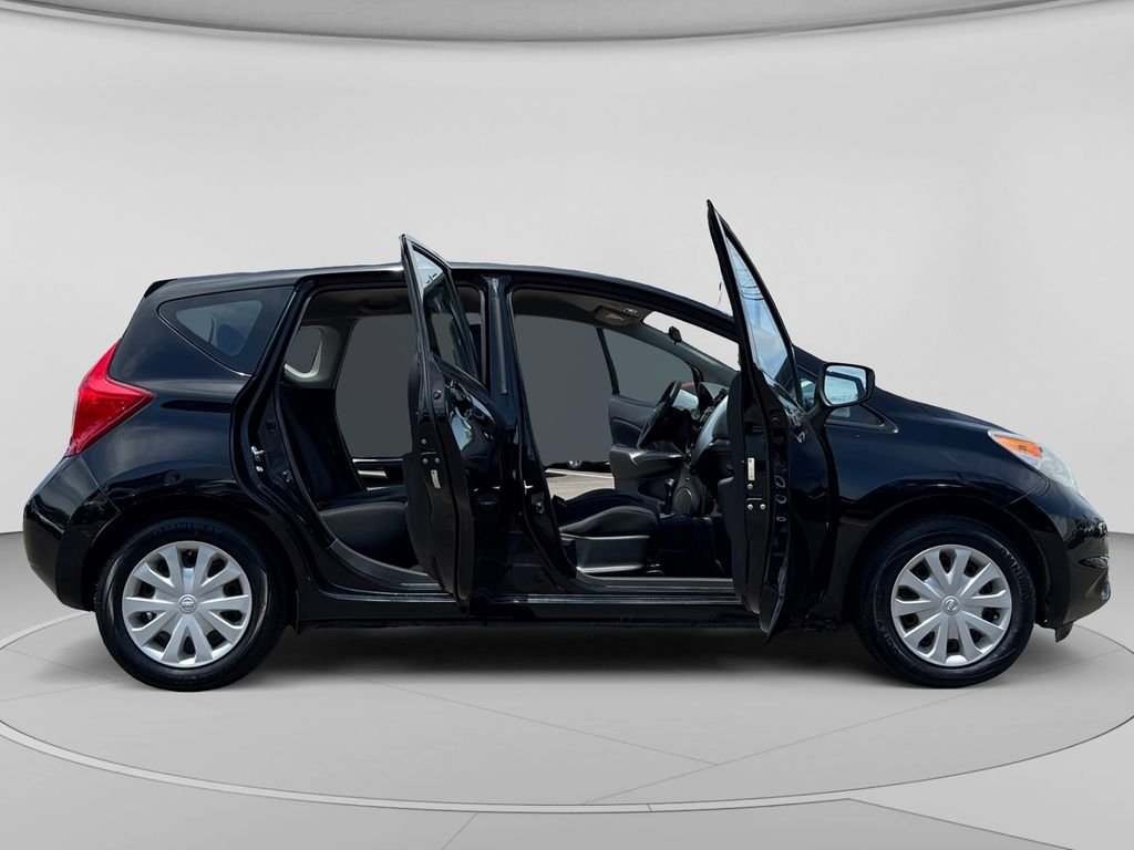 Used 2016 Super Black Nissan SV image 30