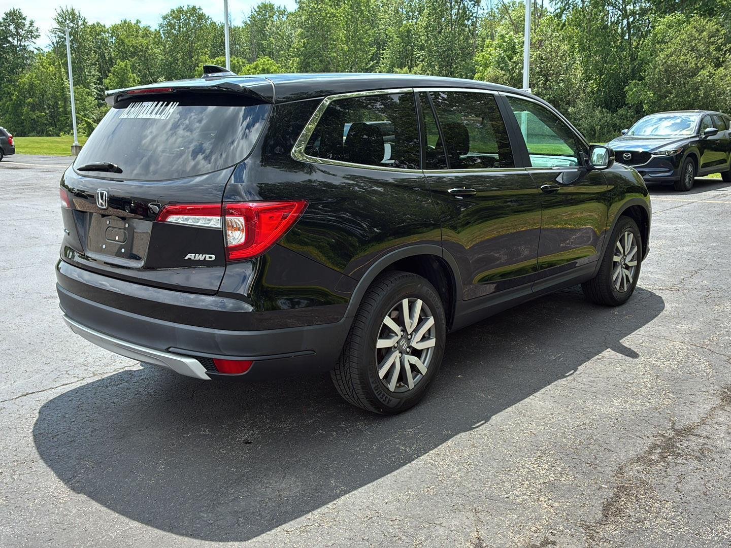 Used 2021 Crystal Black Pearl Honda EX-L image 18