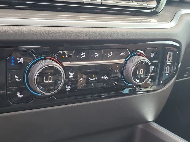 Used 2025 Beige Chevrolet High Country image 26